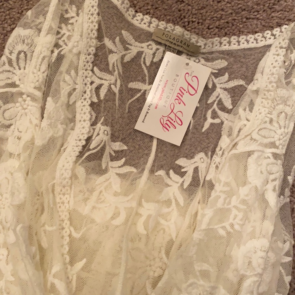 White lace kimono